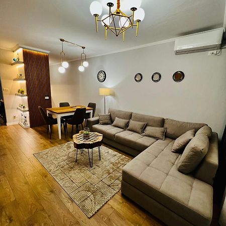 Luxury Apartaments Tirana Bagian luar foto