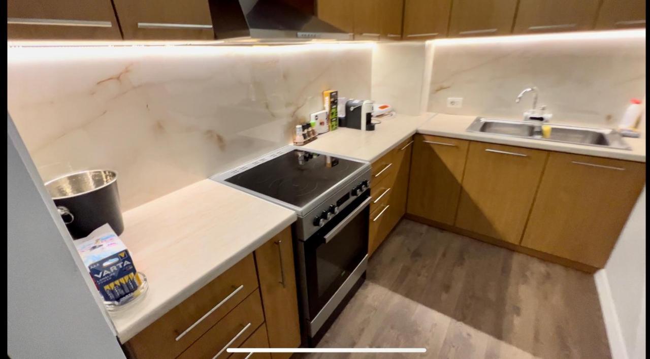 Luxury Apartaments Tirana Bagian luar foto