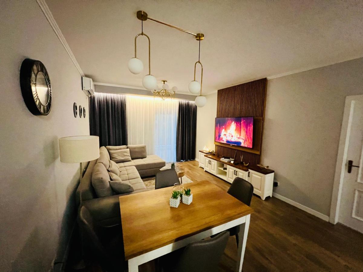 Luxury Apartaments Tirana Bagian luar foto