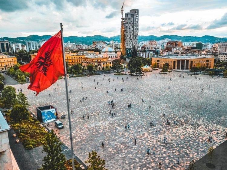 Luxury Apartaments Tirana Bagian luar foto